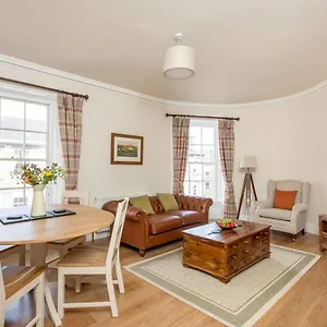 Joivy Stylish In Trendy New Town Location Edinburgh